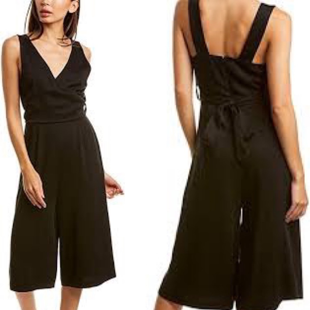 NWT bobiBLACK Los Angeles Wrap Cropped Sleeveless Jumpsuit. Size M
